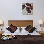 House Boutique Отель