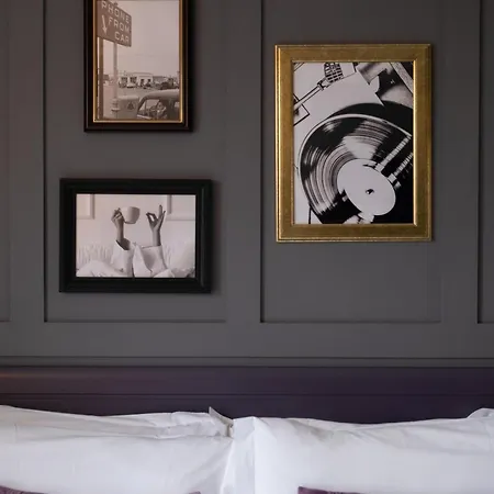 House Boutique Hotel