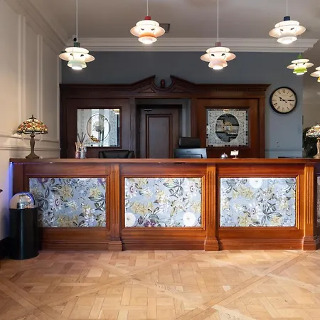 House Boutique Hotel