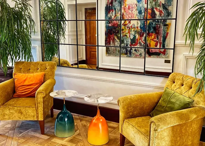 House Boutique Hotel