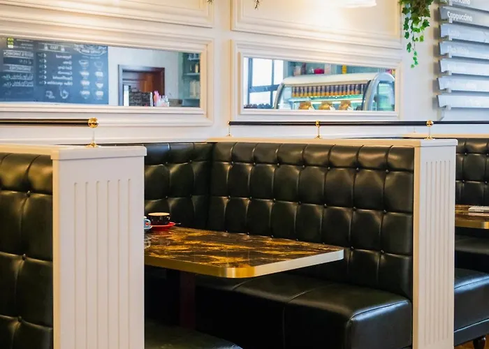 House Boutique Hotel